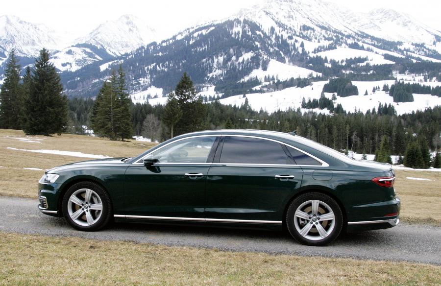  Audi A8 L 60 TFSI e Quattro 2019 года  (WW) (фото 56 из 61)